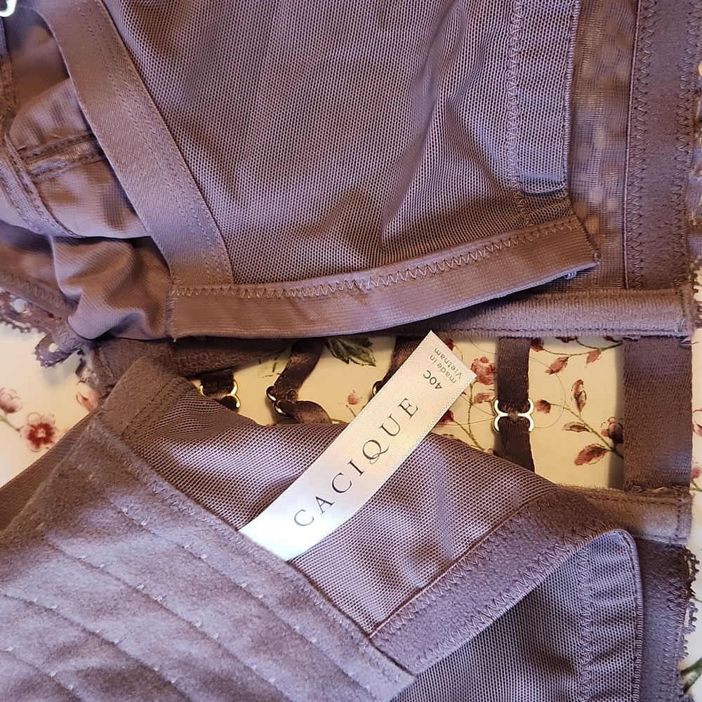 Cacique 40C Balconnette Bra